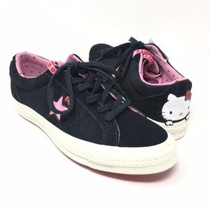 🎉HP🎉! Hello Kitty One Star Converse